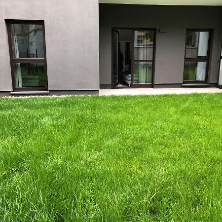 Appartement Metro, Apartament 3 Pokoje Z Ogrodkiem 80M2 à Varsovie Extérieur photo